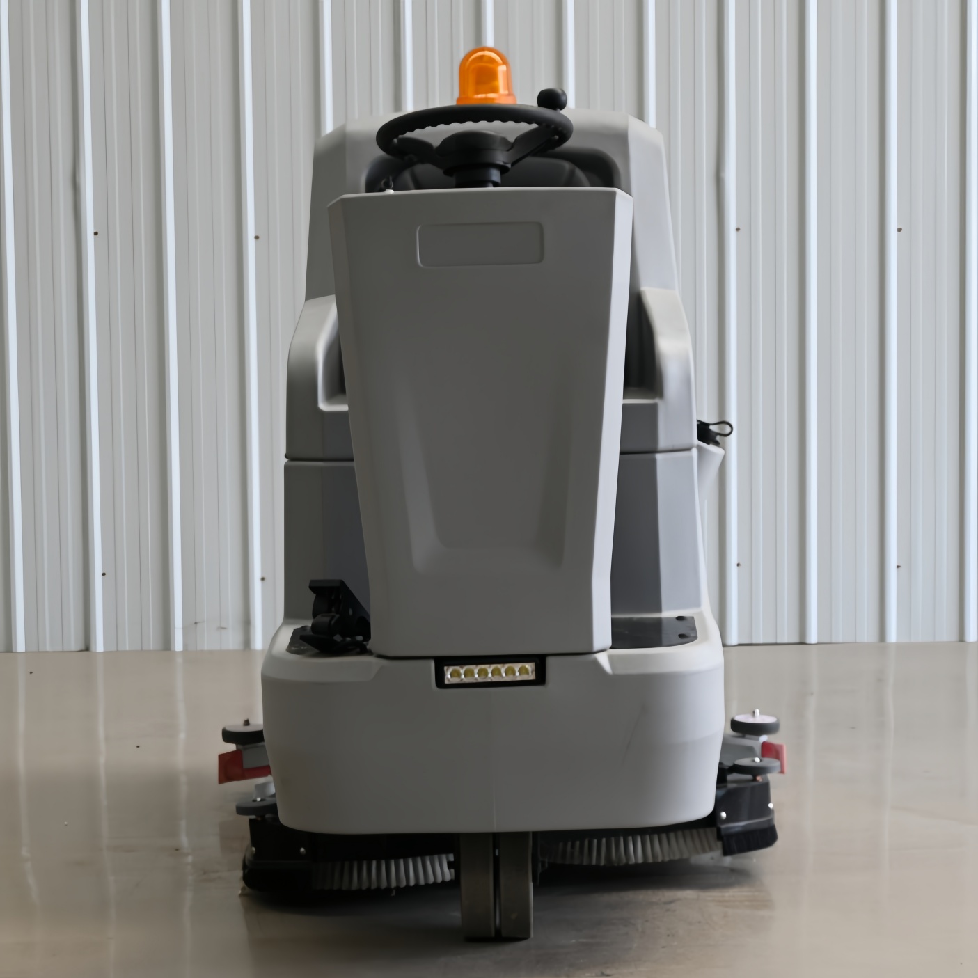 Промышленная поломоечная машин – обзор и цена Ride On Floor Scrubber 20 Inch
